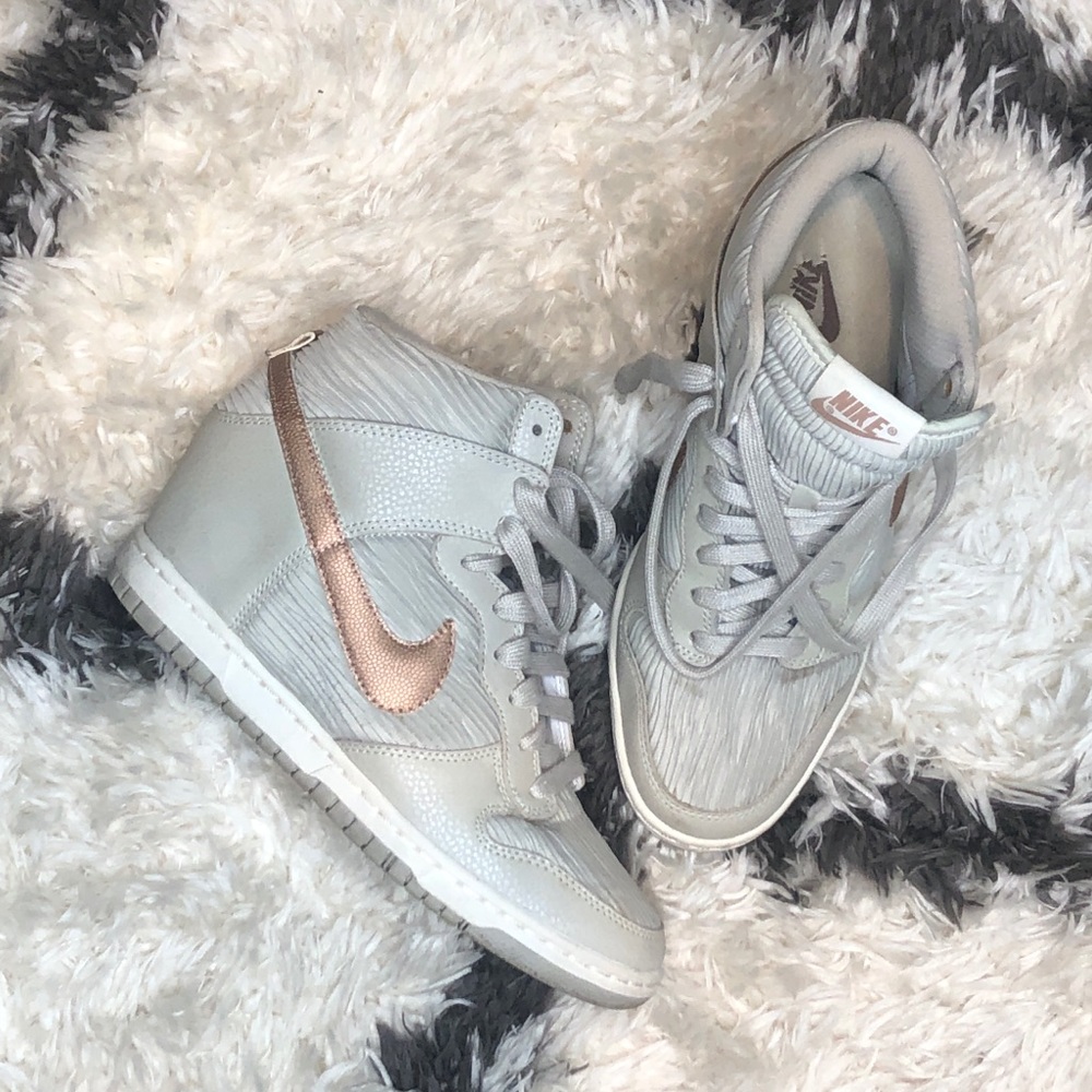 Nike Dunk Sky Hi Wedge Sneakers